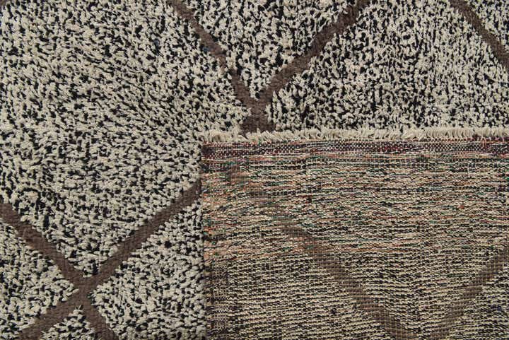 8' 5 x 10' 2 Hand Knotted Moroccan Wool Rug