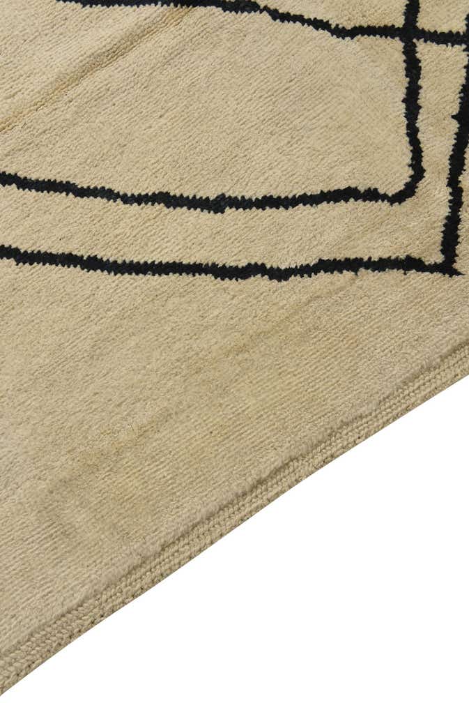 8' x 9' 5 Hand Knotted Moroccan Wool Rug