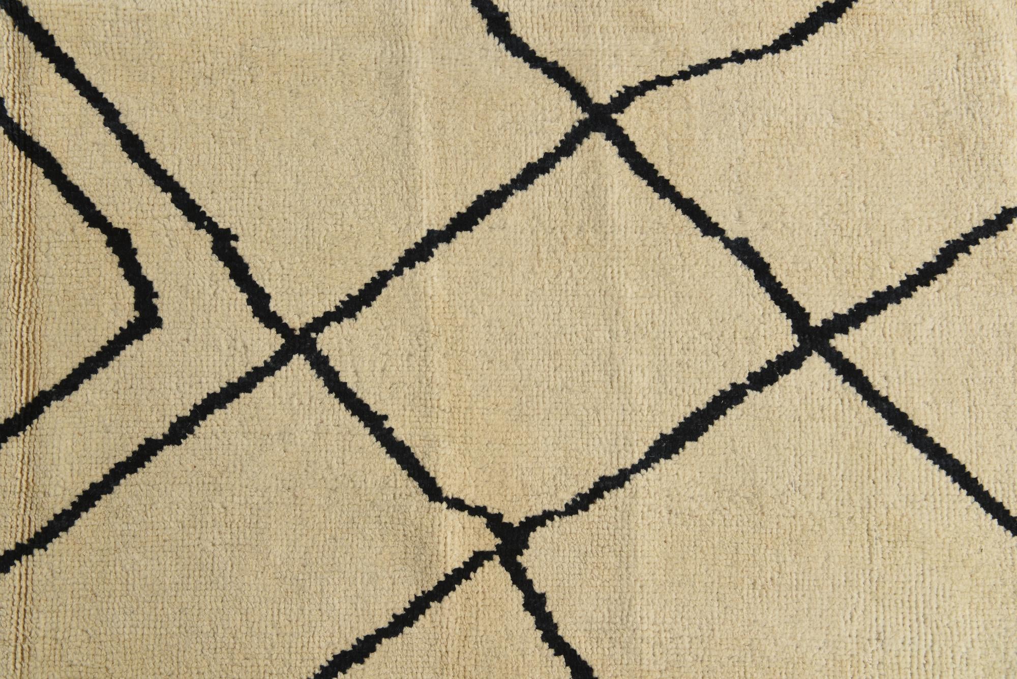 8' x 9' 5 Hand Knotted Moroccan Wool Rug