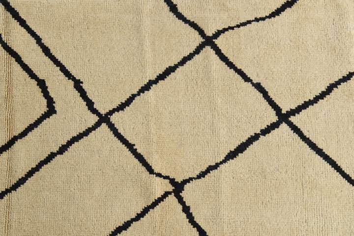 8' x 9' 5 Hand Knotted Moroccan Wool Rug