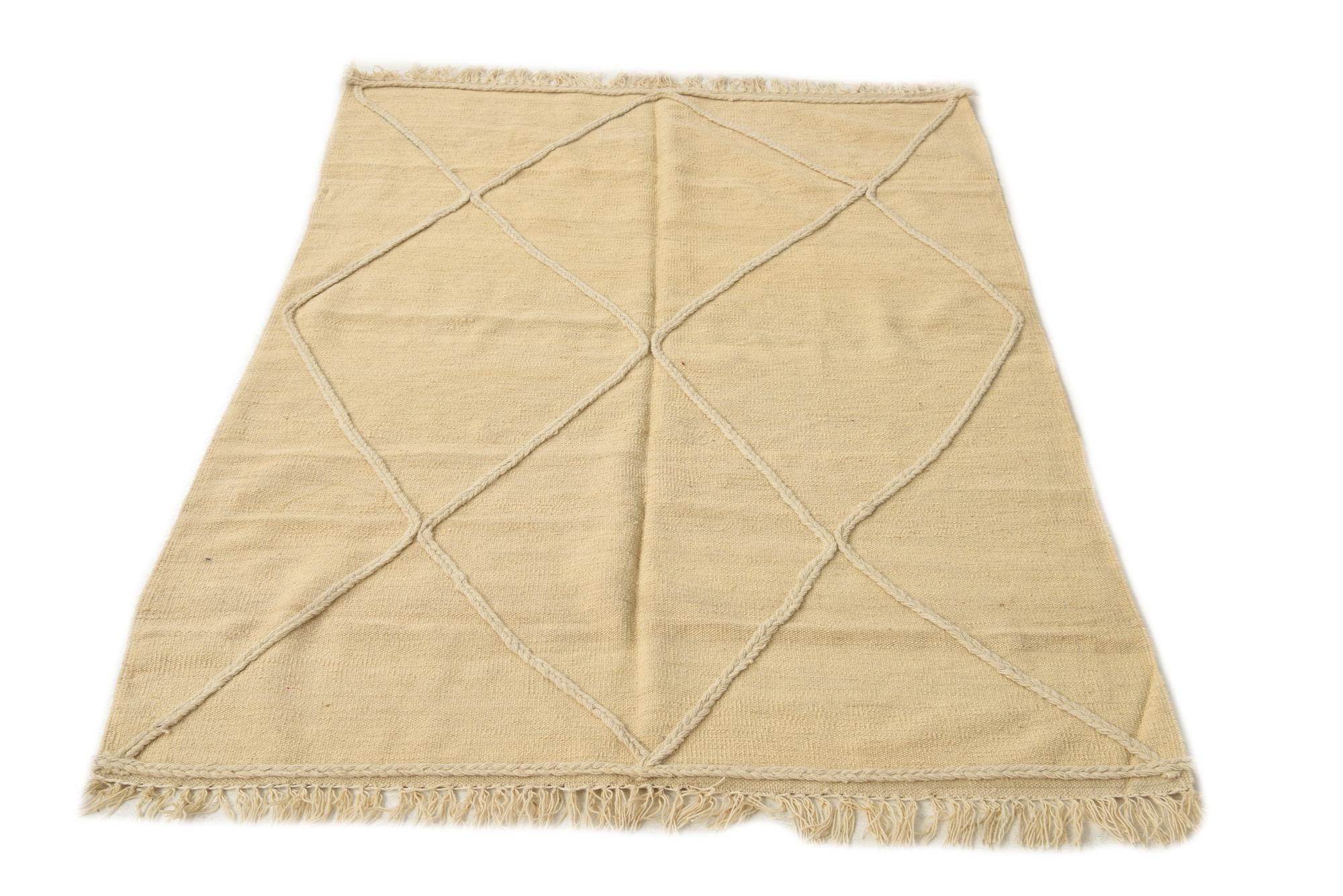 4' 1 x 6' 1 Hand Knotted Moroccan Wool Rug