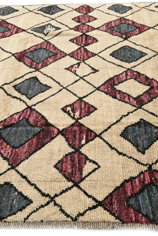 Detail image of 8' 6 x 11' Hand Knotted Moroccan Rug