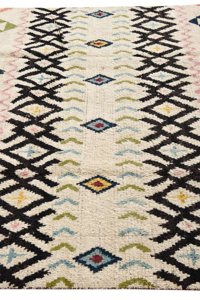6' 2 x 9' 8 Hand Knotted Moroccan Wool Rug