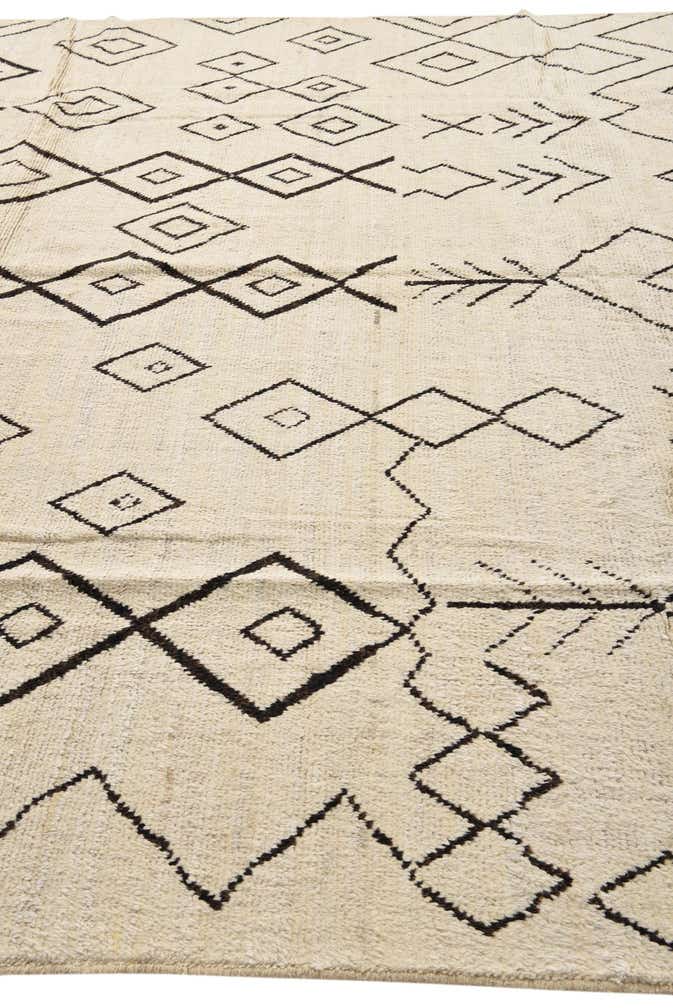 9' 3 x 11' 10 Hand Knotted Moroccan Wool Rug