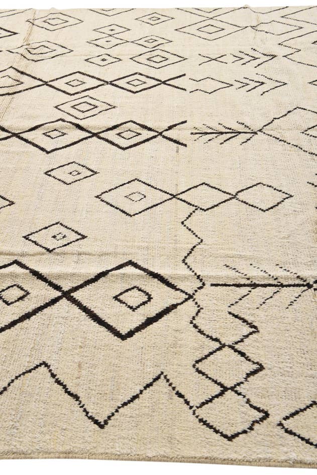 Detail image of 9' 3 x 11' 10 Hand Knotted Moroccan Wool Rug