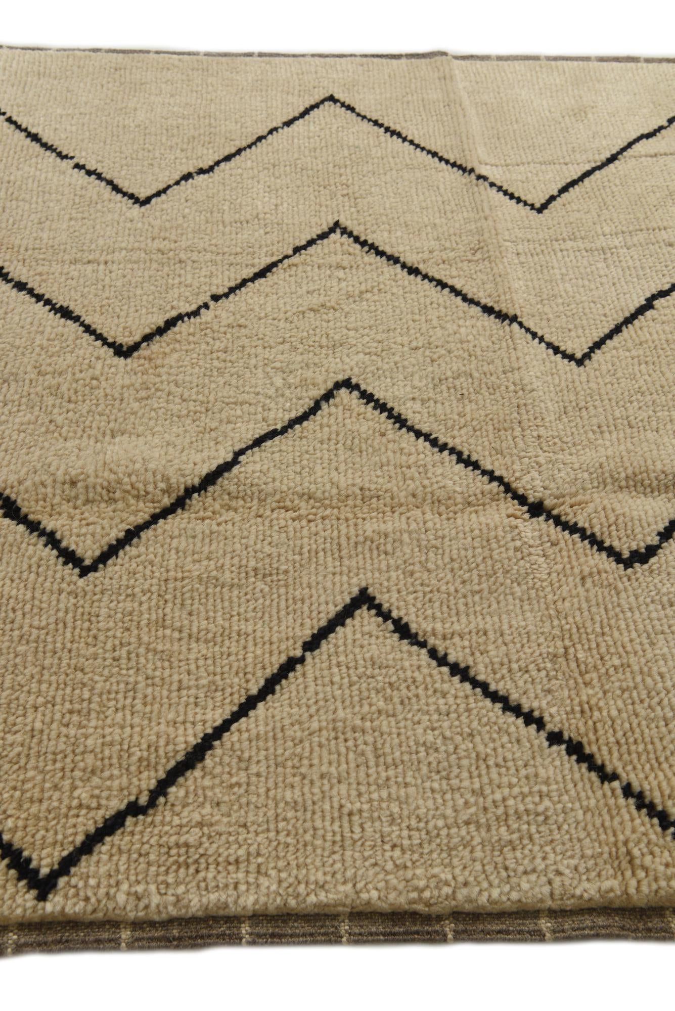 5' 4 x 8' 5 Hand Knotted Moroccan Wool Rug