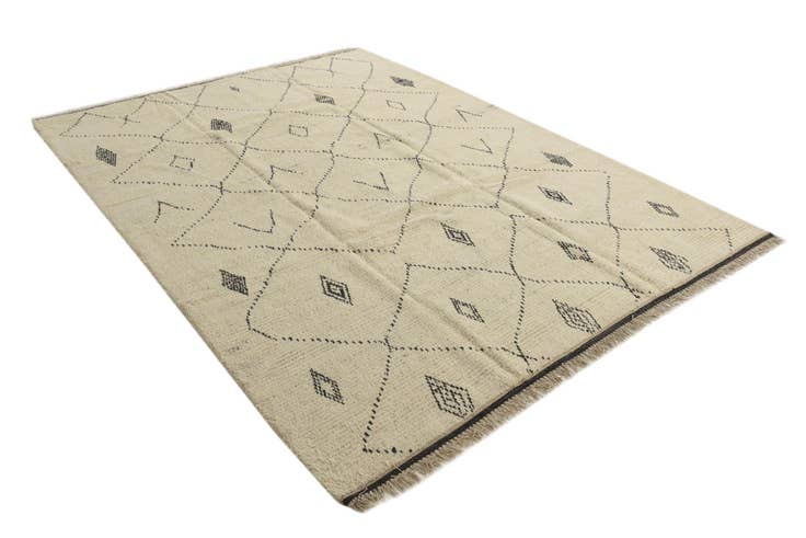 Detail image of 8' 1 x 11' Hand Knotted Moroccan Wool Rug