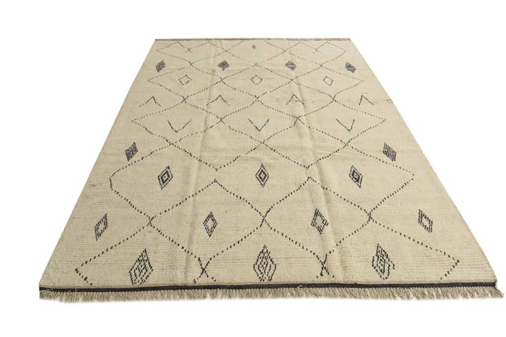 Detail image of 8' 1 x 11' Hand Knotted Moroccan Wool Rug
