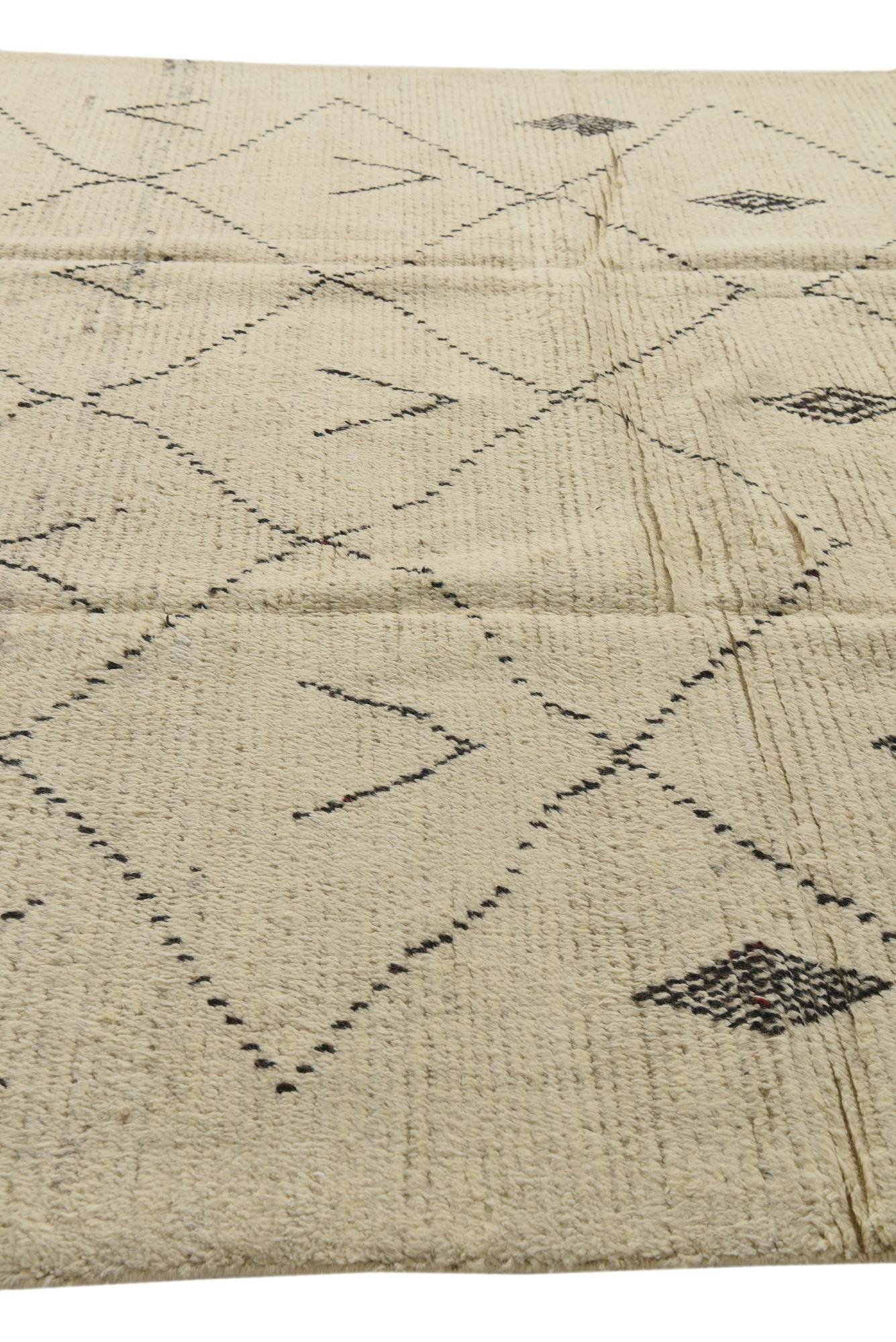 8' 1 x 11' Hand Knotted Moroccan Wool Rug