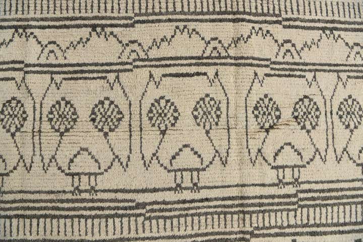 8' x 10' 2 Hand Knotted Moroccan Wool Rug