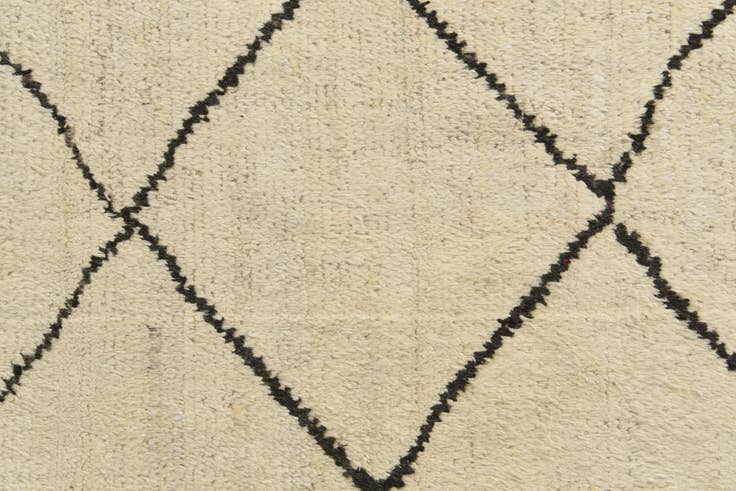 Detail image of 8' 3 x 9' 10 Hand Knotted Moroccan Wool Rug