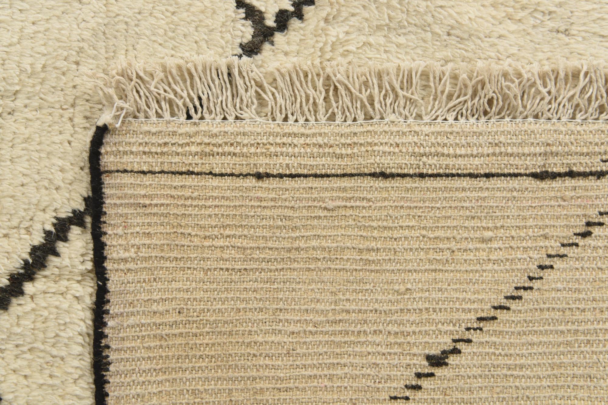 8' 3 x 9' 10 Hand Knotted Moroccan Wool Rug