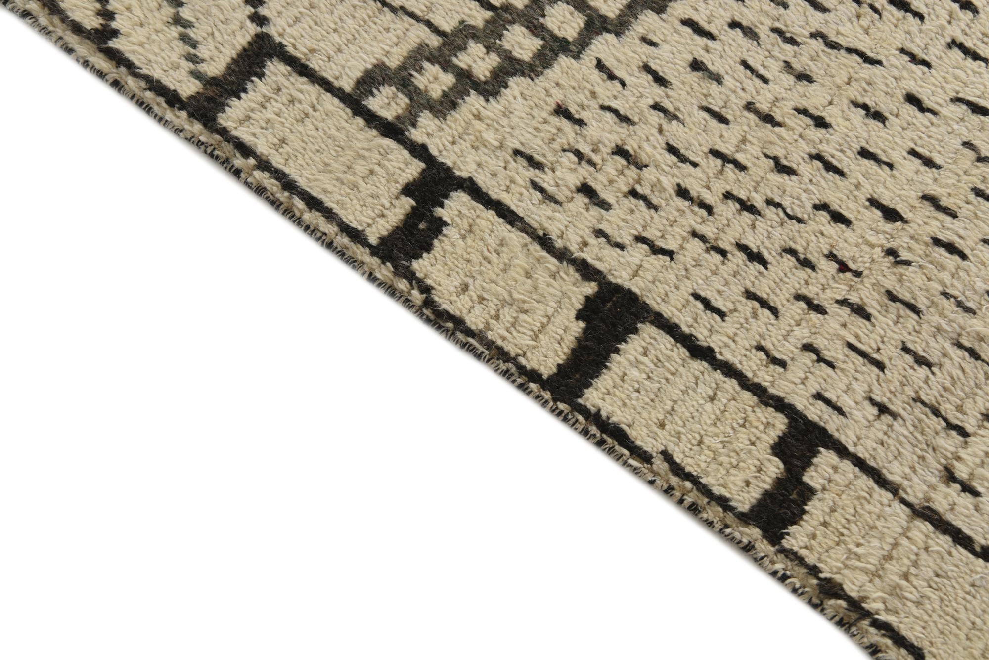 9' 10 x 14' Hand Knotted Moroccan Wool Rug