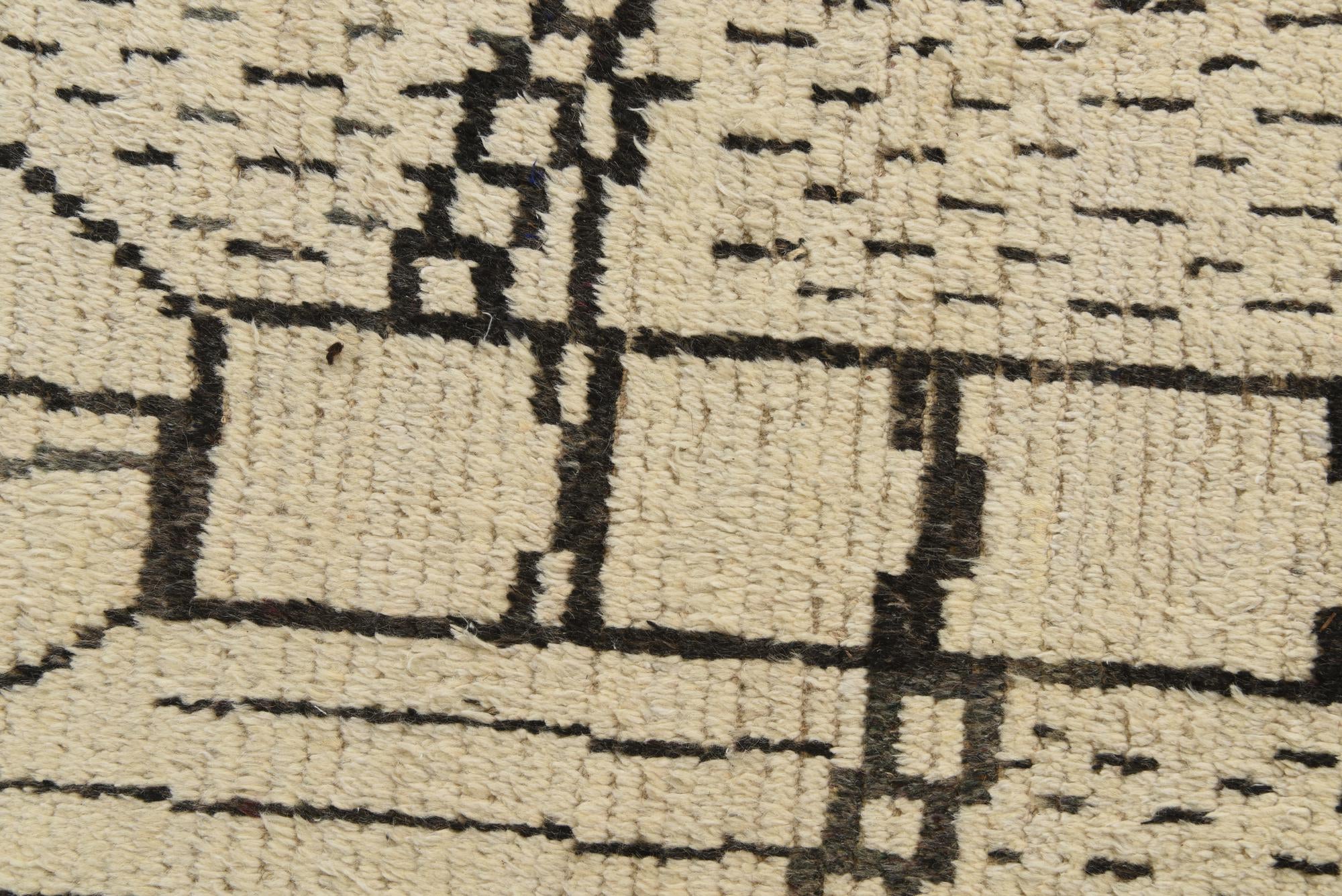 9' 10 x 14' Hand Knotted Moroccan Wool Rug