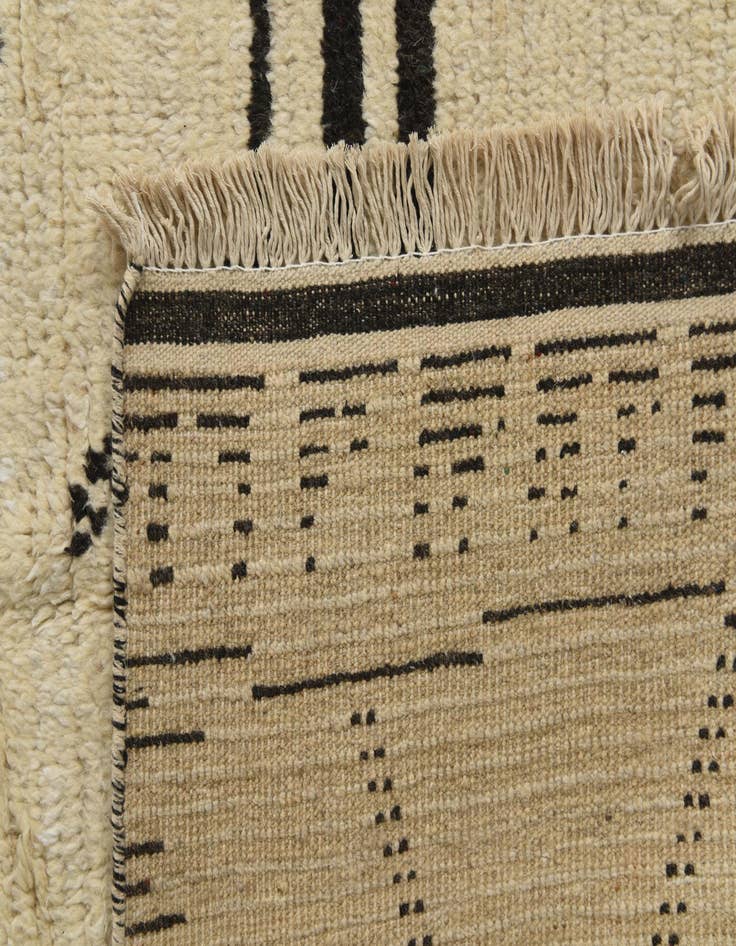 Detail image of 9' 1 x 12' 10  Hand Knotted Moroccan Wool Rug