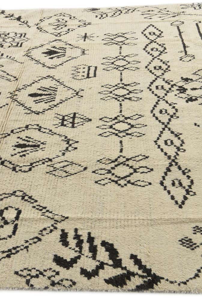 7' 10 x 10' 8 Hand Knotted Moroccan Wool Rug