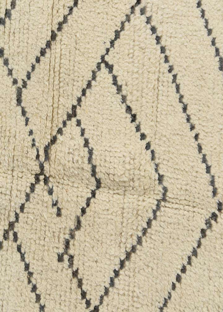 5' x 8' 1 Hand Knotted Moroccan Wool Rug