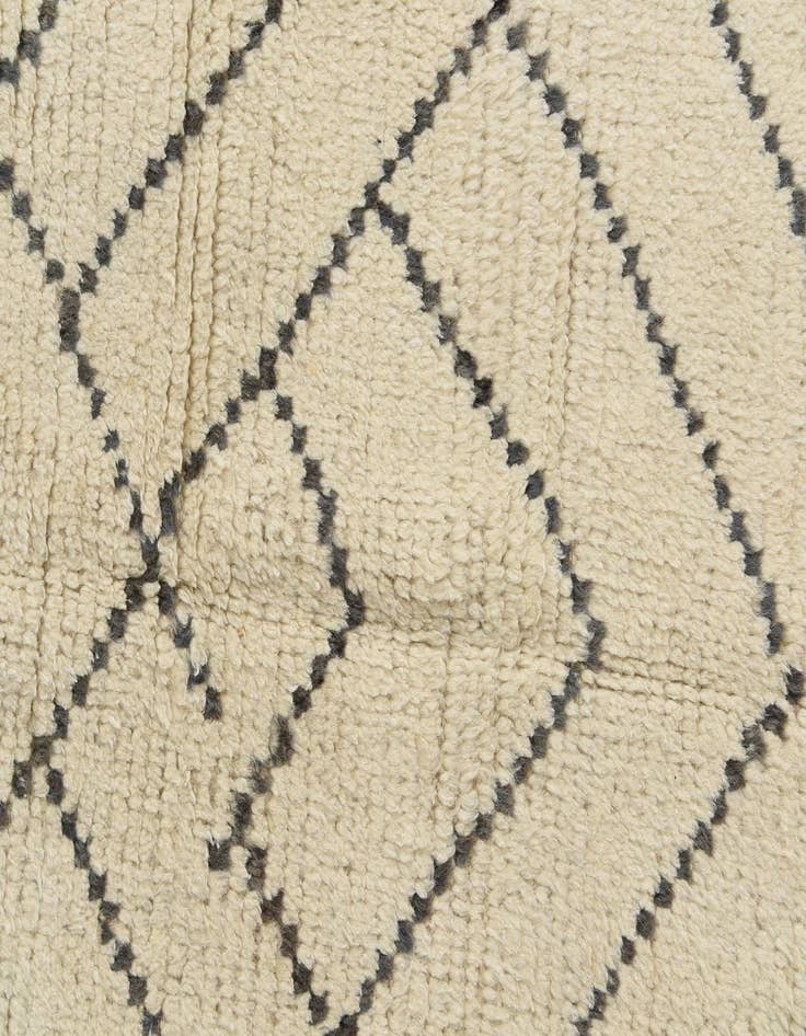 Detail image of 5' x 8' 1  Hand Knotted Moroccan Wool Rug