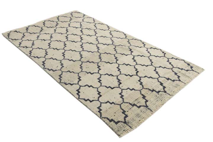 4' 7 x 8' 3 Hand Knotted Moroccan Wool Rug