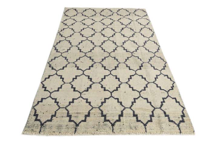 4' 7 x 8' 3 Hand Knotted Moroccan Wool Rug