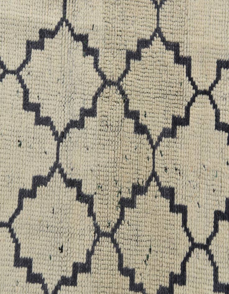 Detail image of 4' 7 x 8' 3  Hand Knotted Moroccan Wool Rug