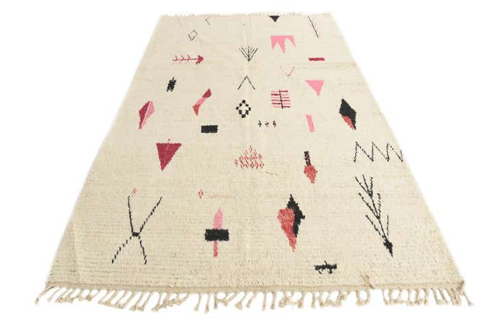 5' 10 x 9' 8 Hand Knotted Moroccan Wool Rug
