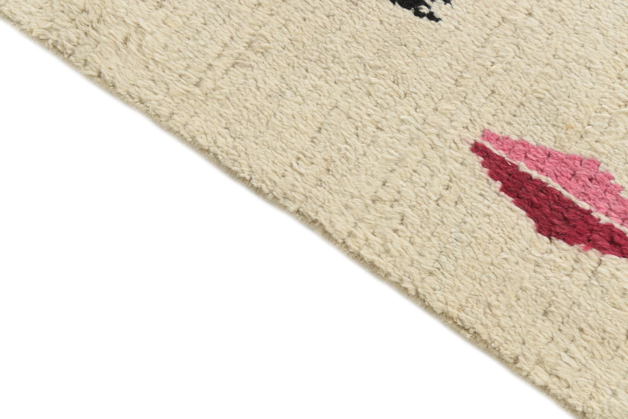 5' 10 x 9' 8 Hand Knotted Moroccan Wool Rug