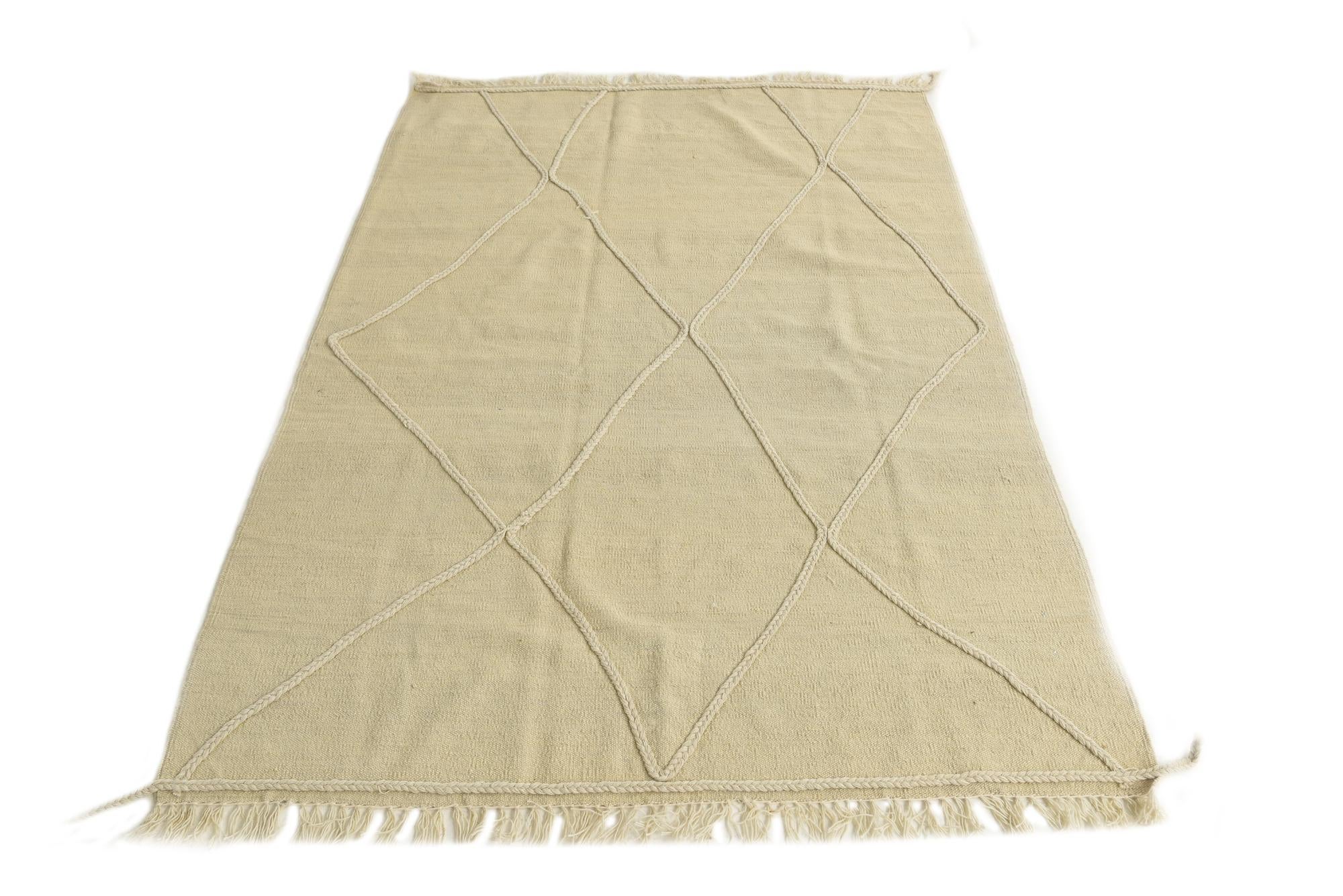 4' 3 x 6' Hand Knotted Moroccan Wool Rug
