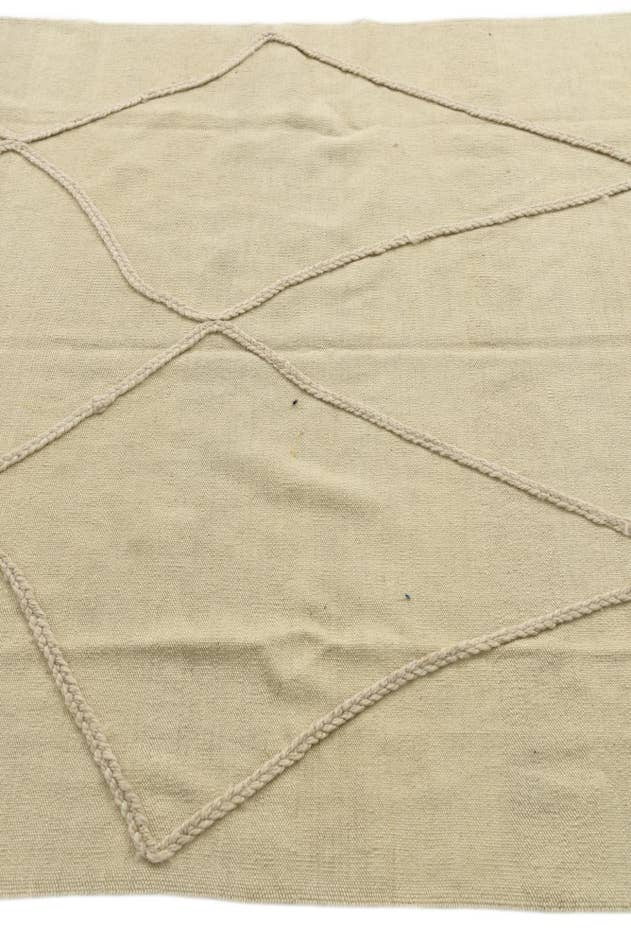 Detail image of 4' 10 x 6' 8 Hand Knotted Moroccan Wool Rug