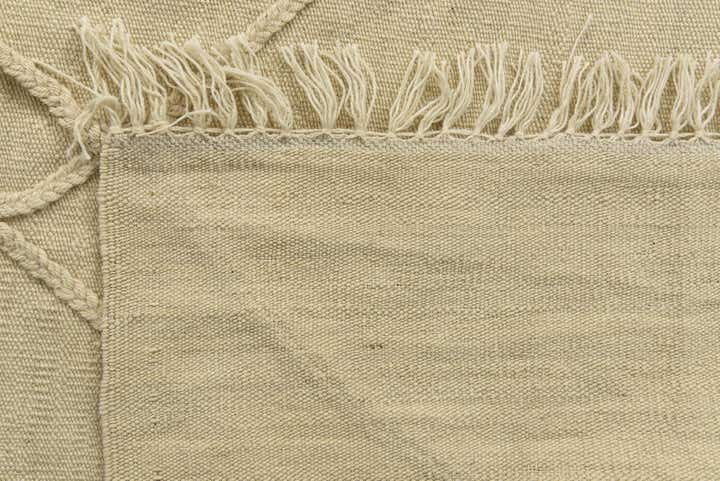 4' 1 x 6' Hand Knotted Moroccan Wool Rug