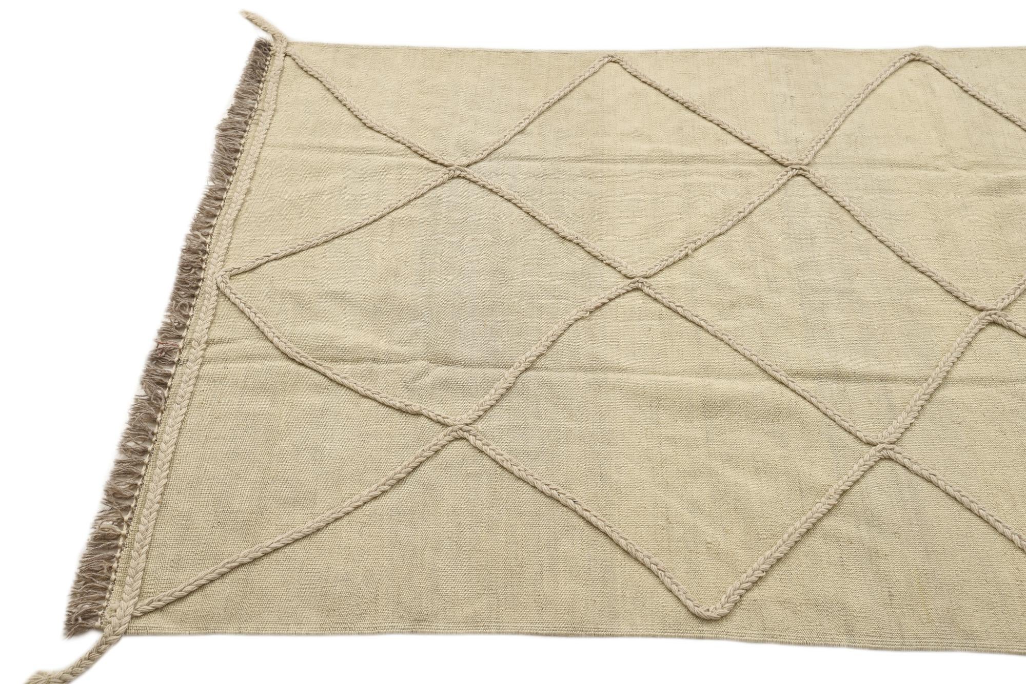 4' 1 x 6' Hand Knotted Moroccan Wool Rug