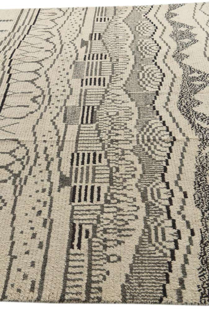 8' 1 x 10' 2 Hand Knotted Moroccan Wool Rug