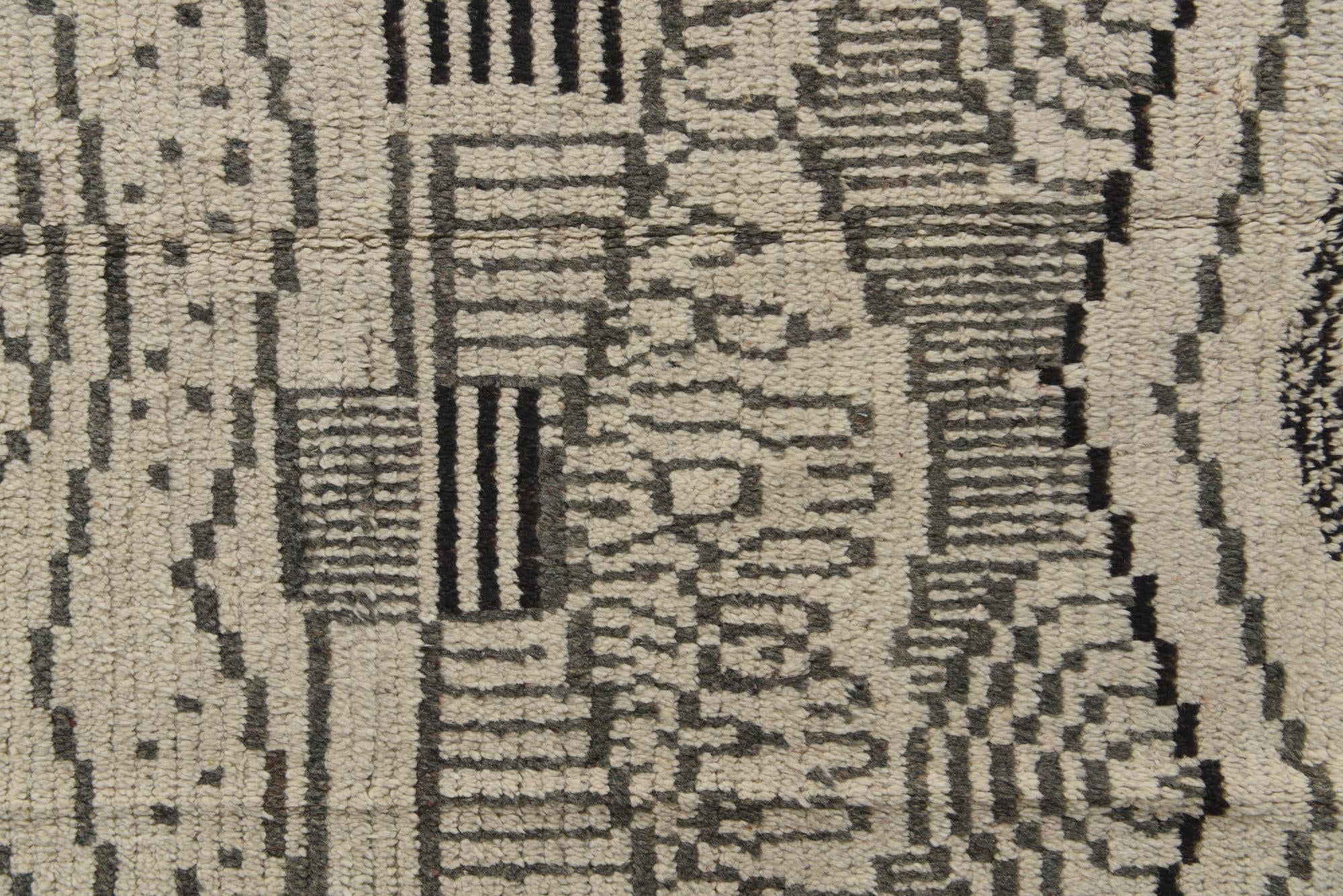 8' 1 x 10' 2 Hand Knotted Moroccan Wool Rug