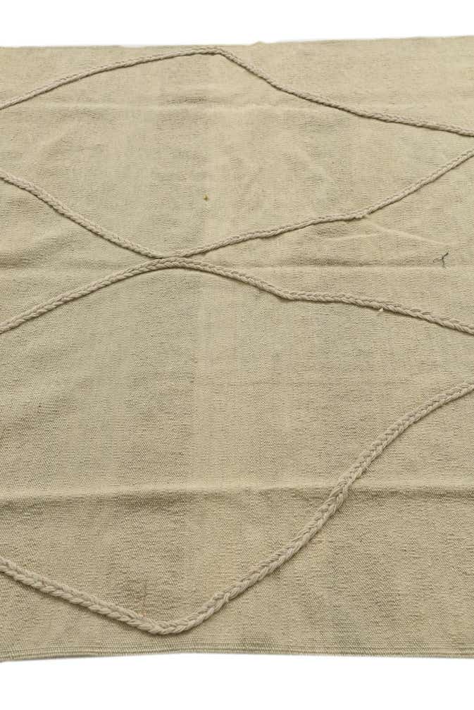 4' 1 x 6' Hand Knotted Moroccan Wool Rug
