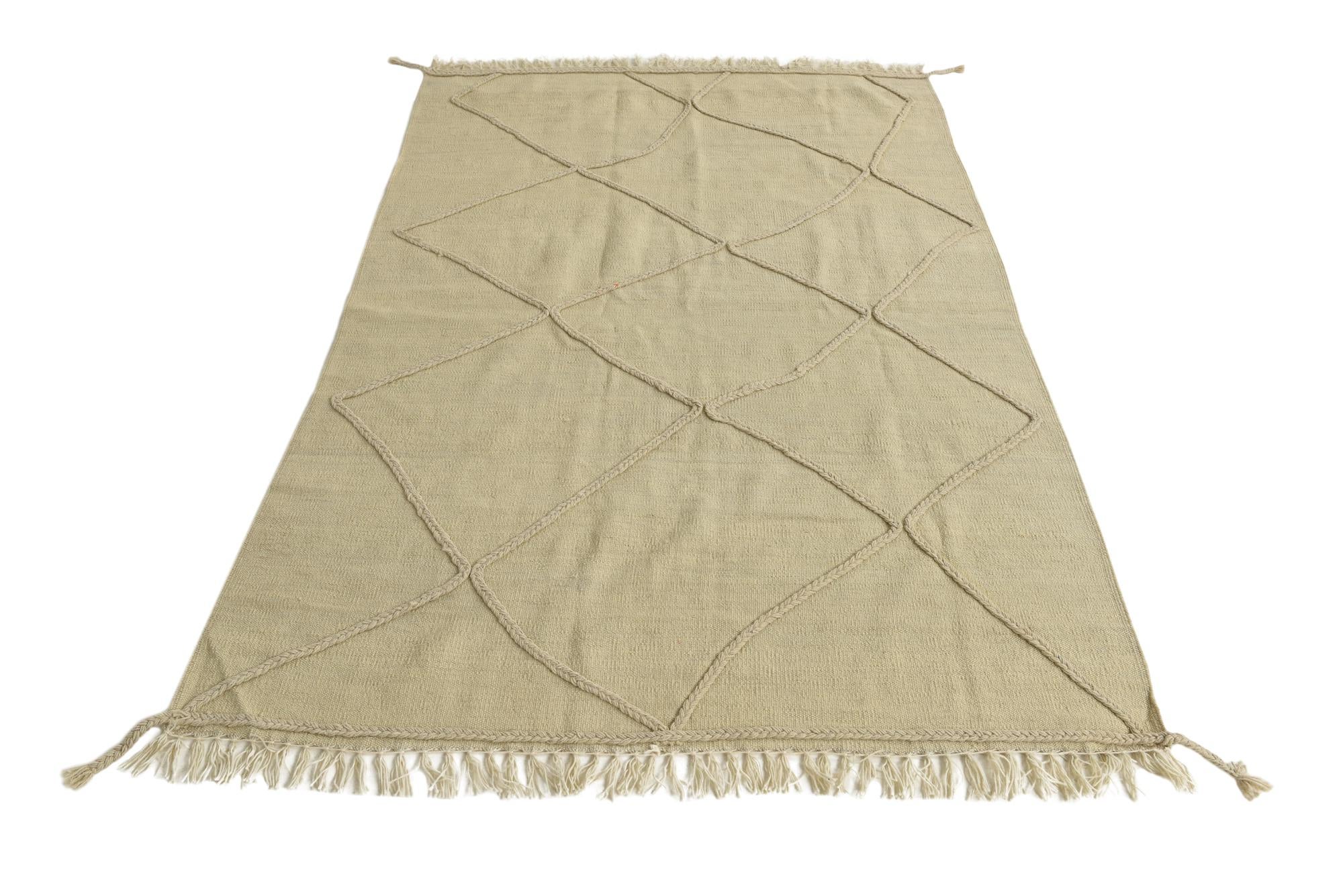 4' 1 x 6' 1 Hand Knotted Moroccan Wool Rug