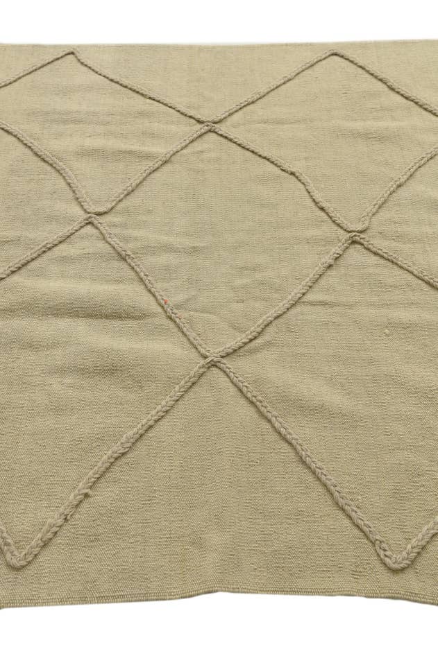 Detail image of 4' 1 x 6' 1 Hand Knotted Moroccan Wool Rug