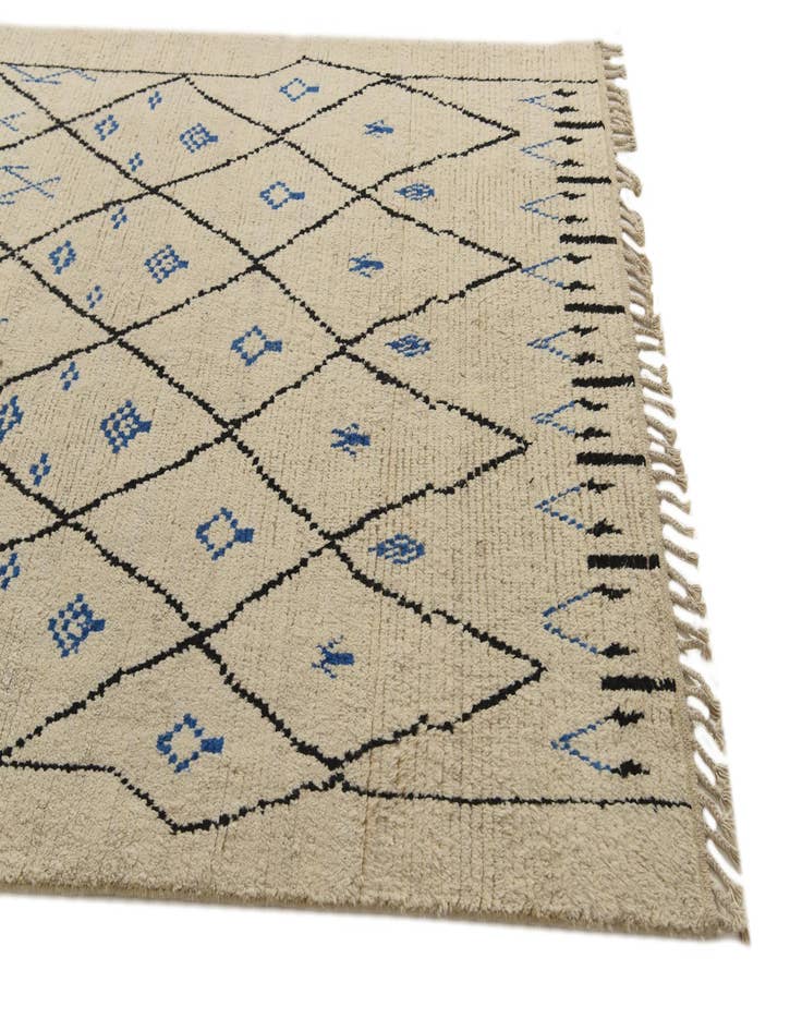 Detail image of 6' x 9' 3 Hand Knotted Moroccan Wool Rug