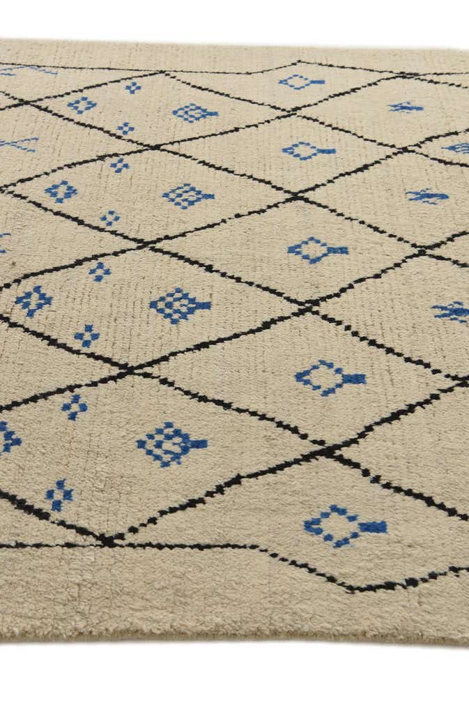 6' x 9' 3 Hand Knotted Moroccan Wool Rug
