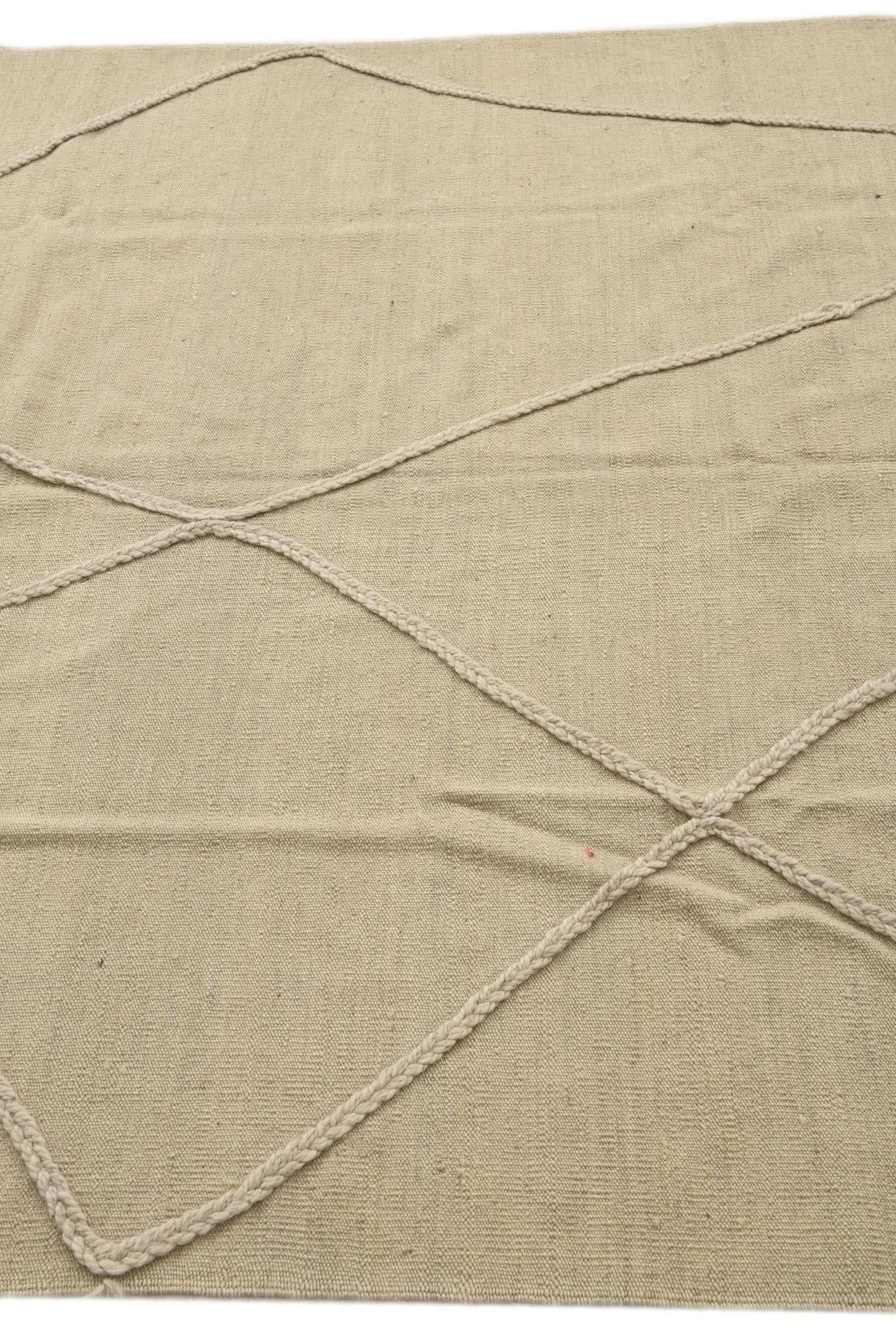 5' 6 x 8' 2 Hand Knotted Moroccan Wool Rug