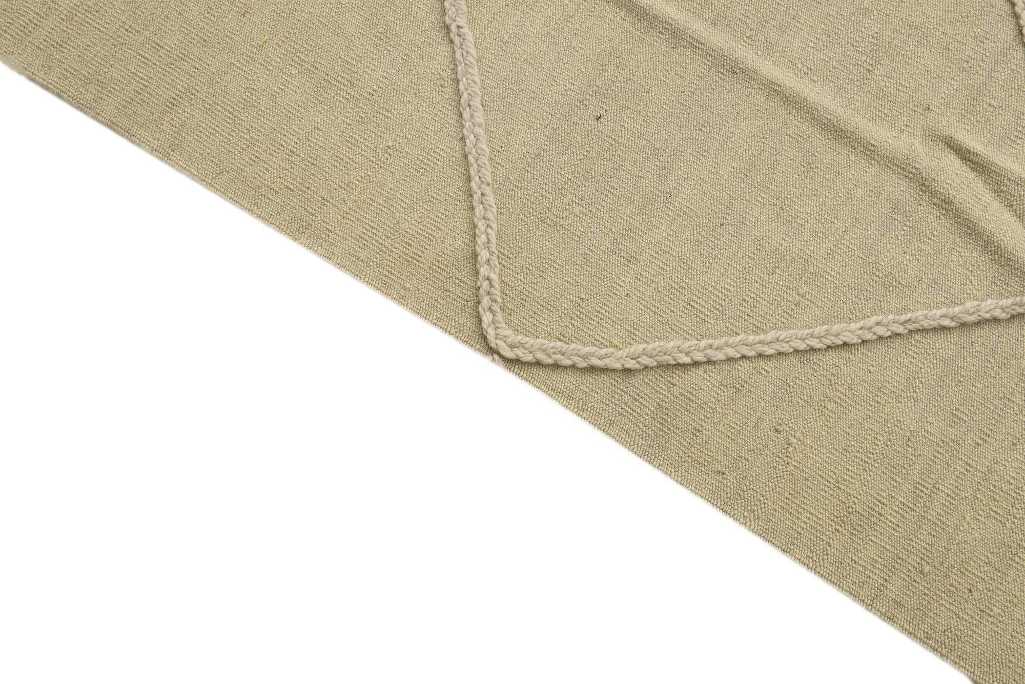 5' 6 x 8' 2 Hand Knotted Moroccan Wool Rug