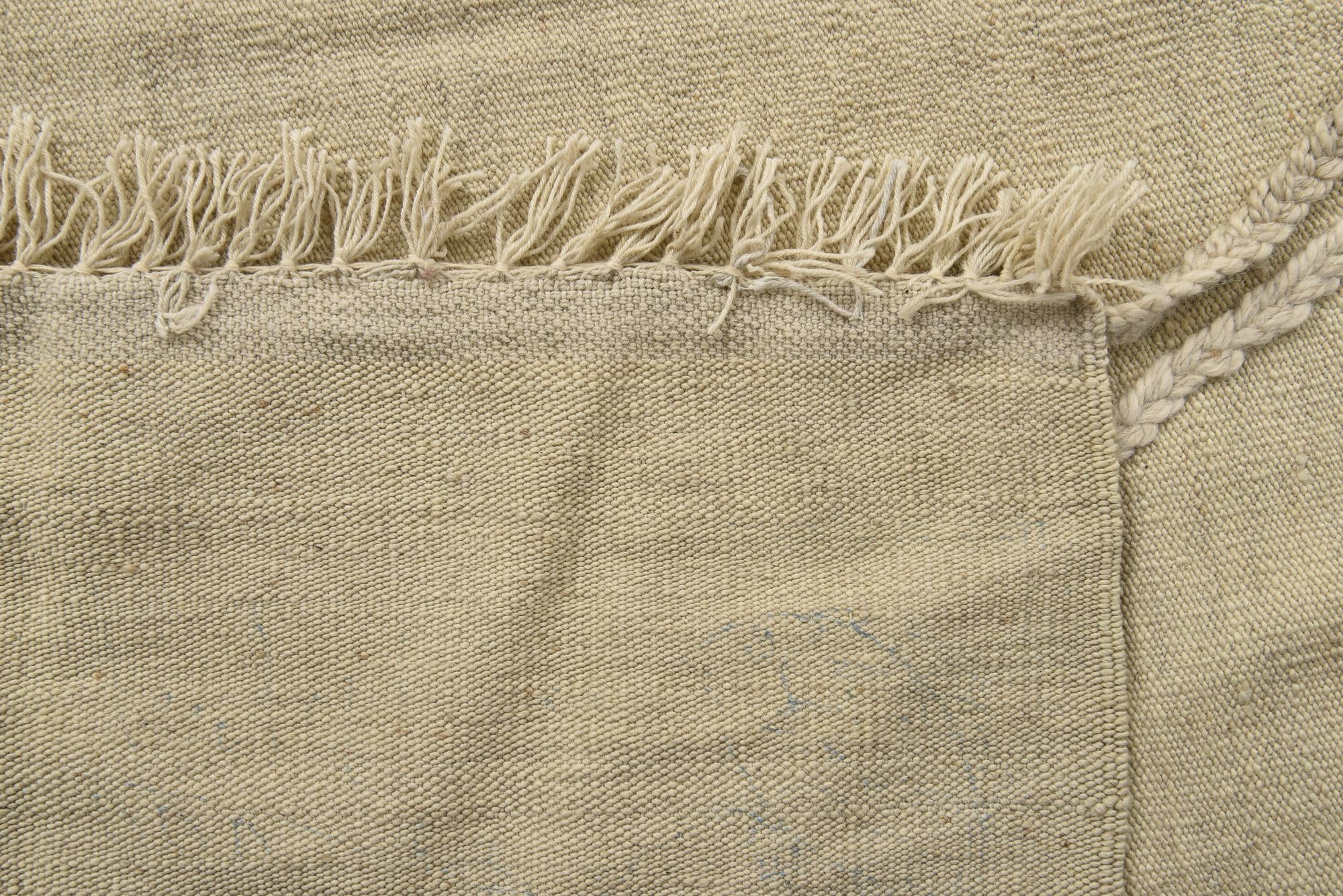 5' 6 x 8' 2 Hand Knotted Moroccan Wool Rug