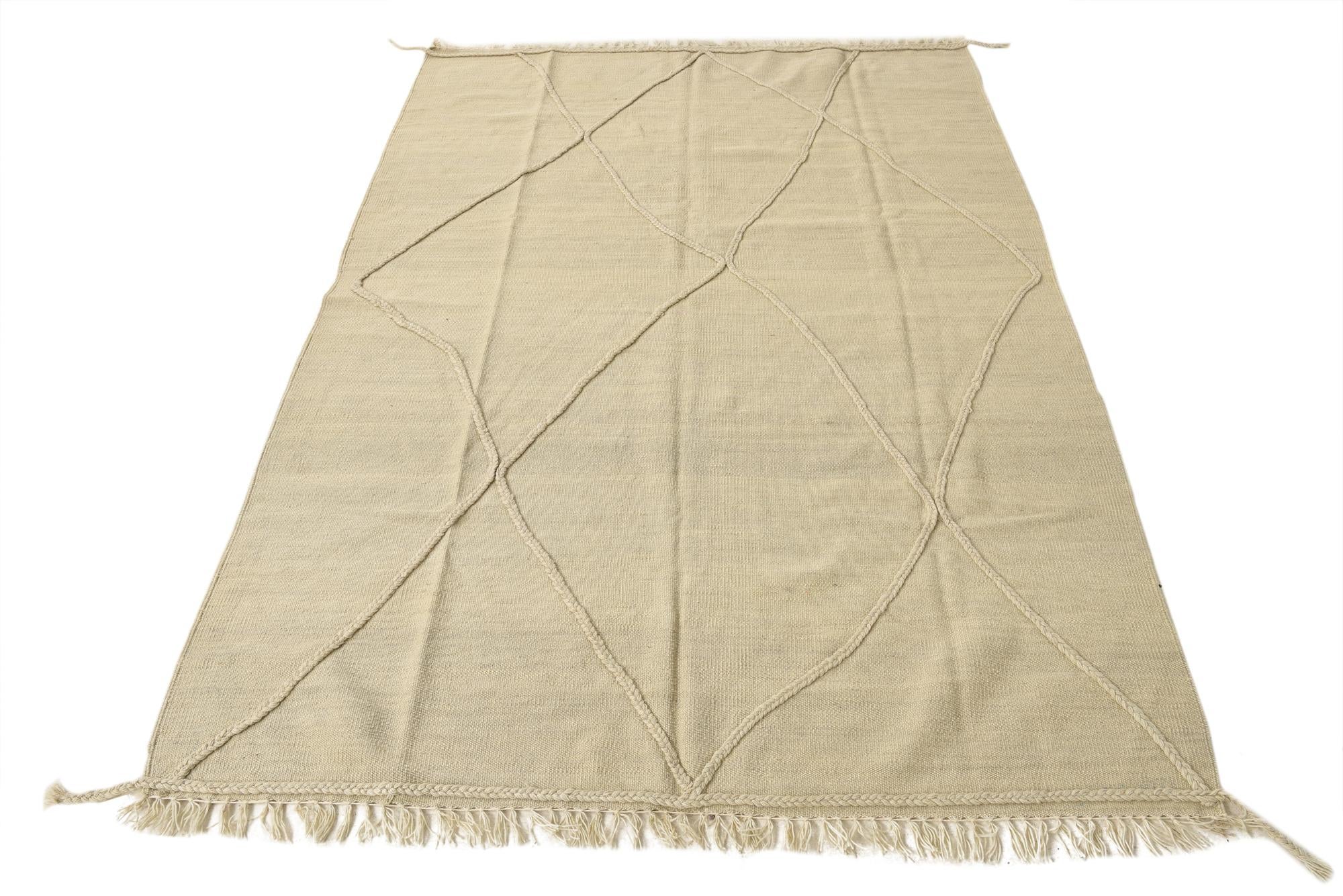 4' 10 x 6' 10 Hand Knotted Moroccan Wool Rug