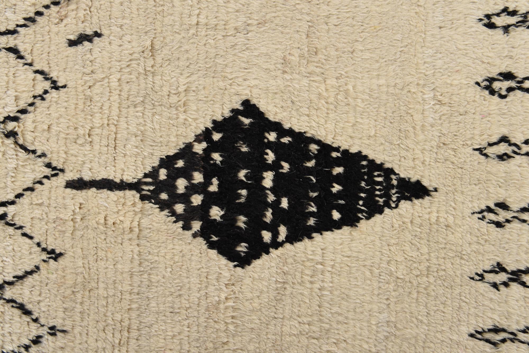 7' 10 x 10' Hand Knotted Moroccan Wool Rug