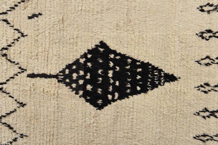 Detail image of 7' 10 x 10' Hand Knotted Moroccan Wool Rug