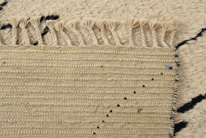 7' 10 x 10' Hand Knotted Moroccan Wool Rug