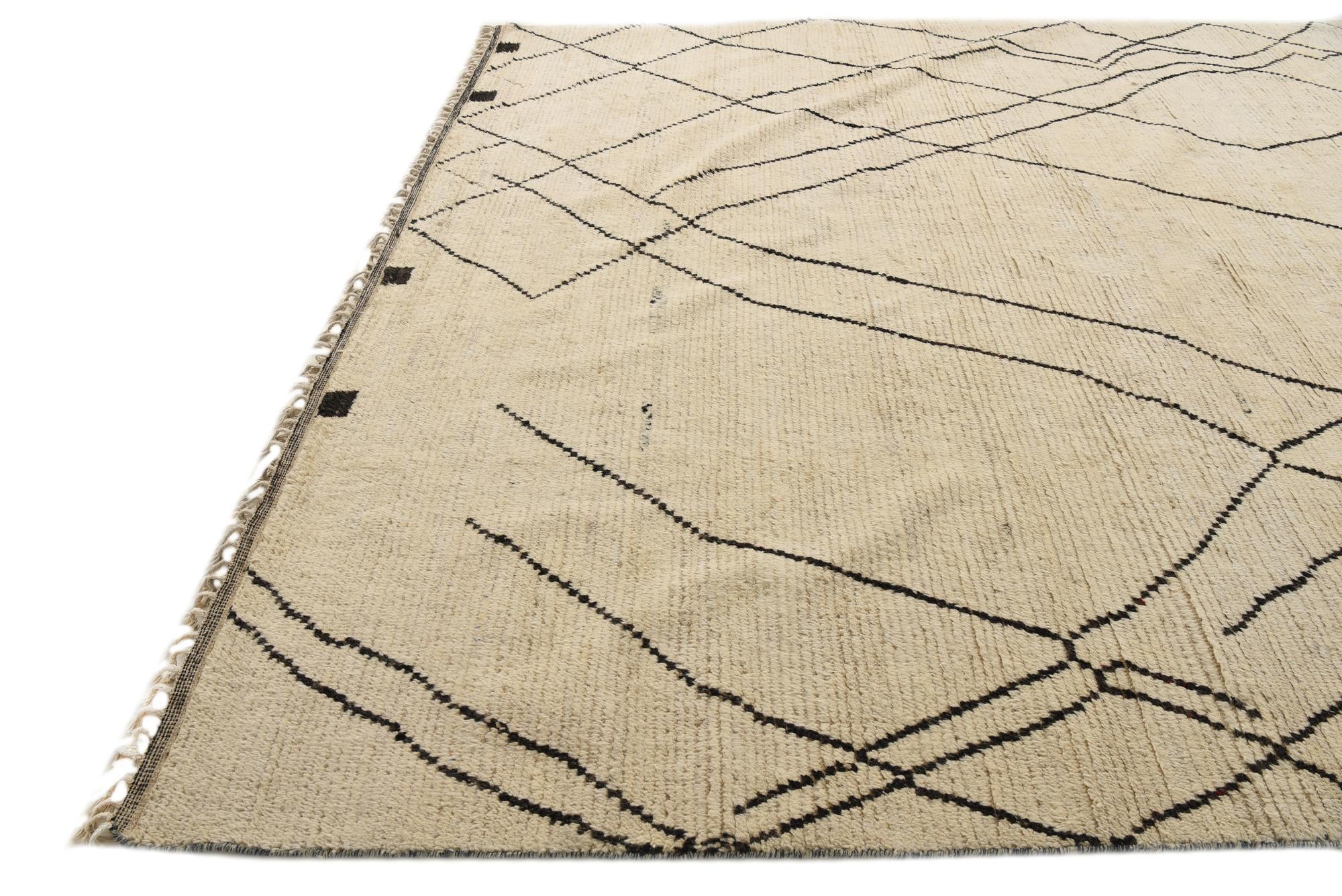 10' 1 x 15' 4 Hand Knotted Moroccan Wool Rug