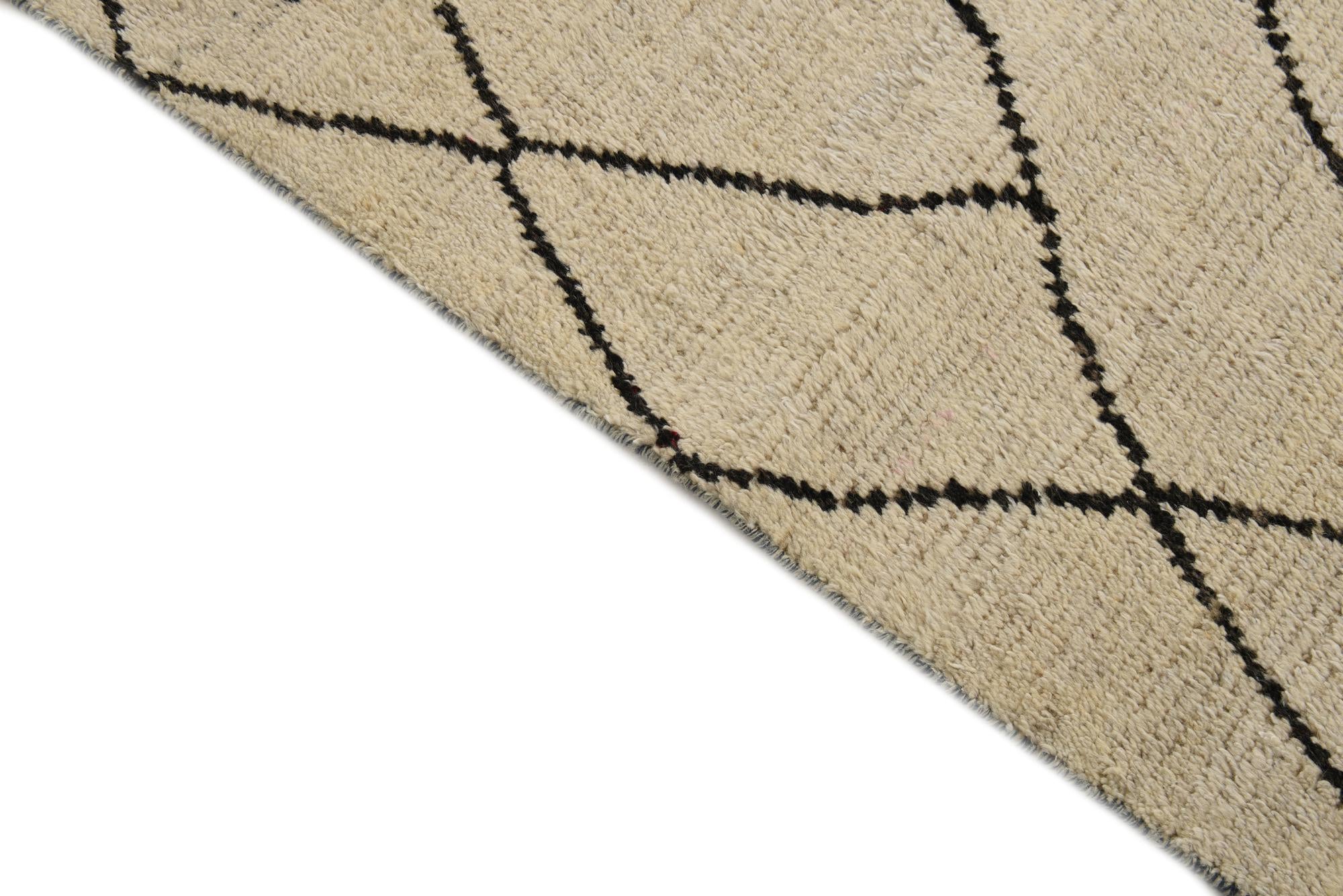 10' 1 x 15' 4 Hand Knotted Moroccan Wool Rug