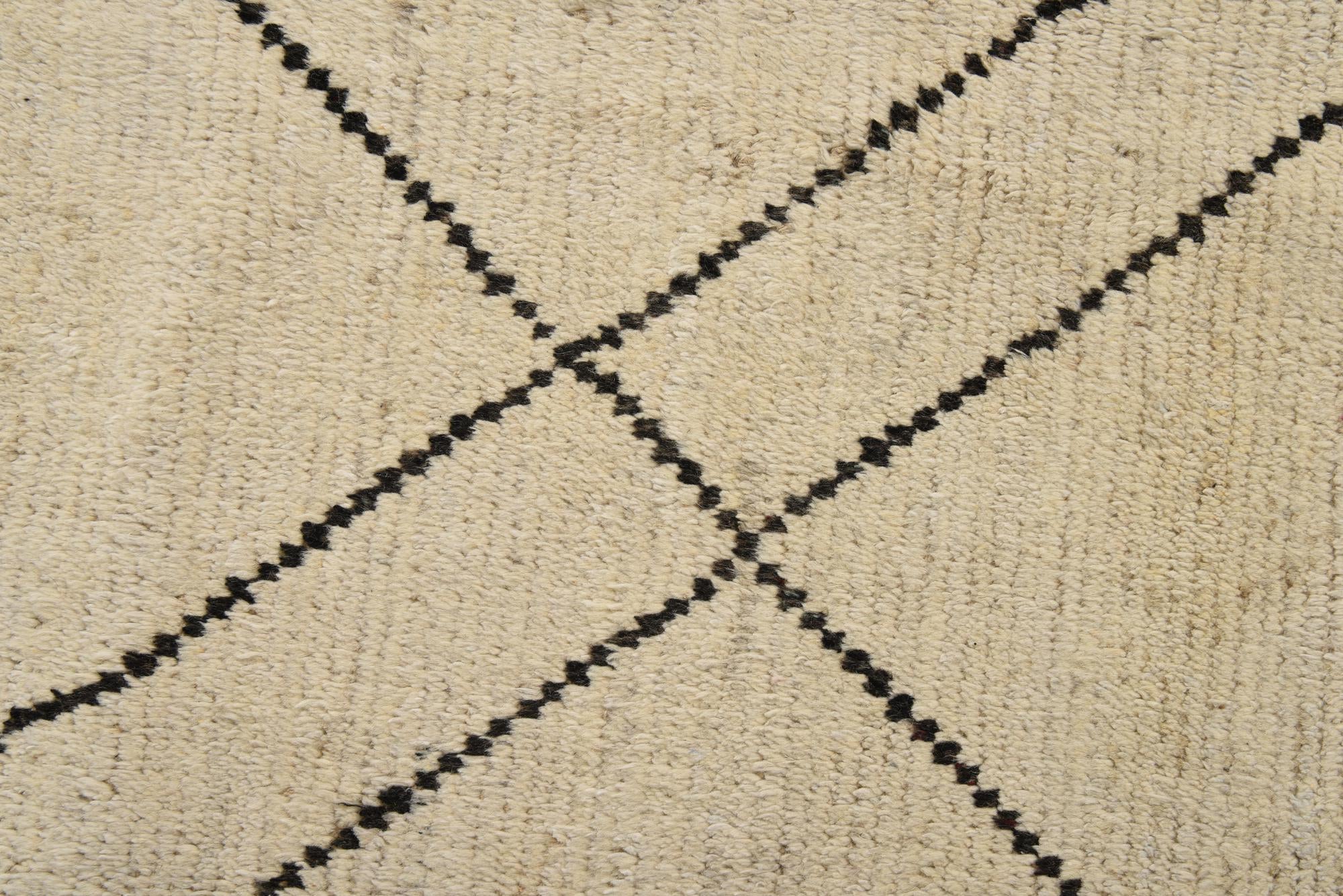 10' 1 x 15' 4 Hand Knotted Moroccan Wool Rug