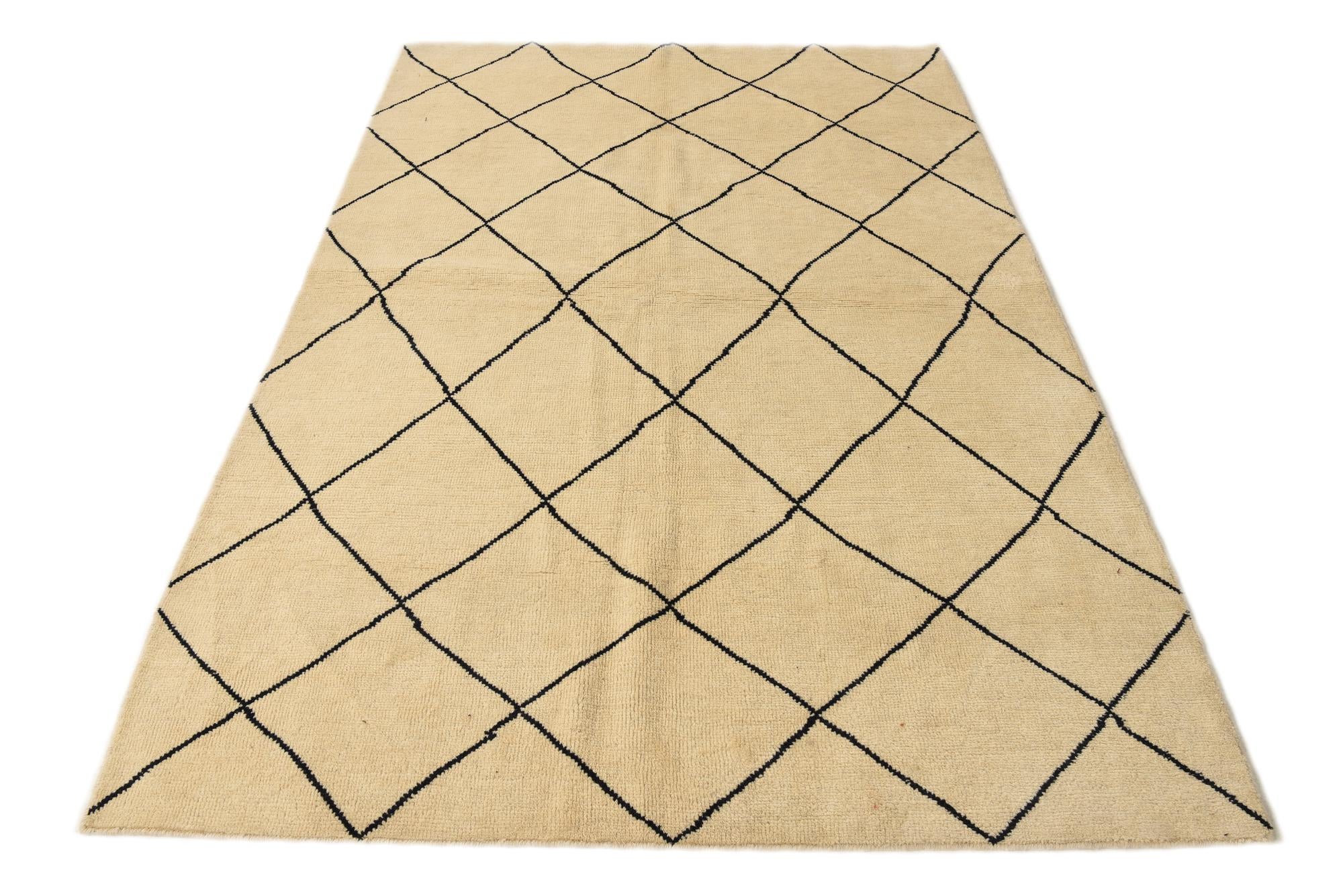 5' 5 x 8' 2 Hand Knotted Moroccan Wool Rug