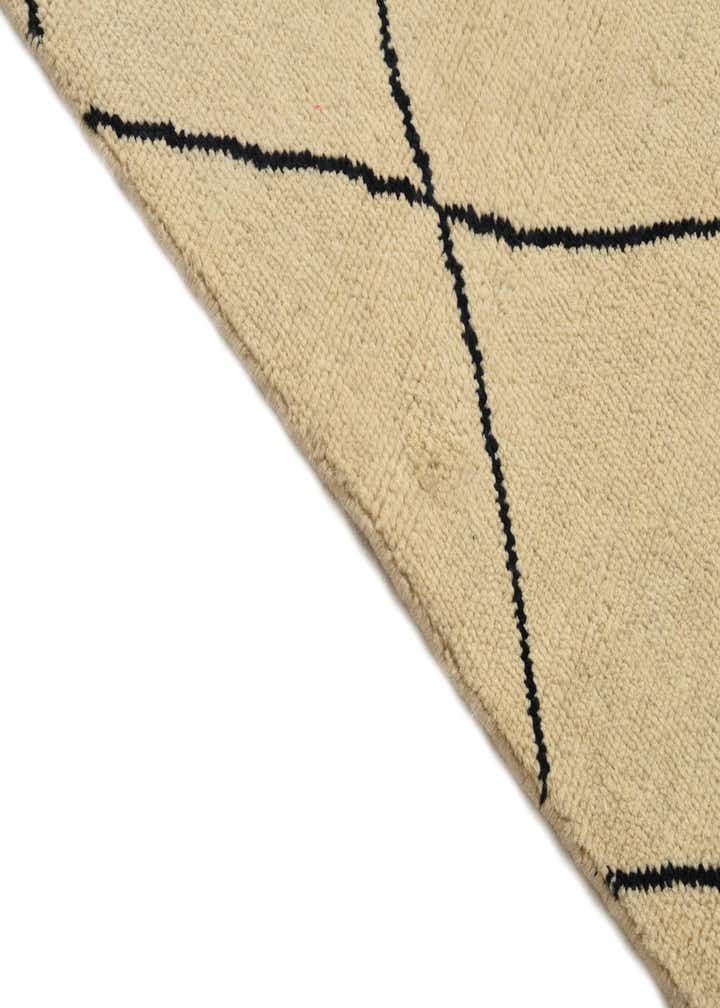 5' 5 x 8' 2 Hand Knotted Moroccan Wool Rug